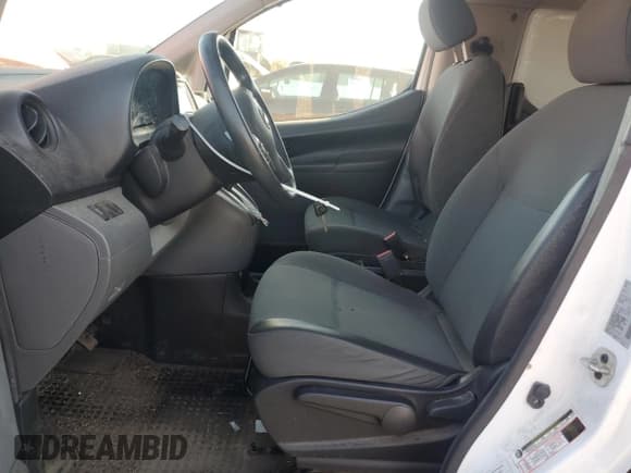✅ 2020 Nissan NV200 S • VIN: 3N6CM0KN2LK706357 • Lot: 81940915. Listed on Copart with 101,624 mi. Free auction sales archive from the USA and detailed vehicle history report at DreamBid. Image 7.