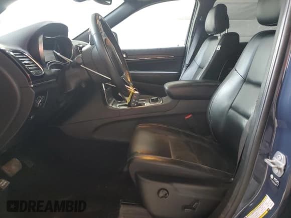 ✅ 2021 Jeep Grand Cherokee Limited • VIN: 1C4RJFBG9MC560251 • Lot: 67970985. Listed on Copart with 49,545 mi. Free auction sales archive from the USA and detailed vehicle history report at DreamBid. Image 7.