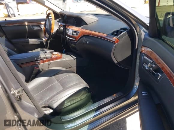 ✅ 2008 Mercedes-Benz S 550 • VIN: WDDNG71X88A227955 • Лот: 42904581. Опубликован ранее на IAAI с пробегом 139 405 миль. Бесплатный доступ к архиву аукционных продаж из США и подробный отчёт об истории автомобиля на DreamBid. Изображение 5.