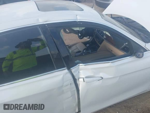 ✅ 2018 BMW 3 Series 330i • VIN: WBA8B9G5XJNU98731 • Лот: 42532196. Опубликован ранее на IAAI с пробегом 45 568 миль. Бесплатный доступ к архиву аукционных продаж из США и подробный отчёт об истории автомобиля на DreamBid. Изображение 6.