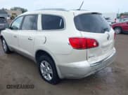 ✅ 2012 Buick Enclave Leather • VIN: 5GAKRCED2CJ359720 • Lot: 43135122. Wystawiony na IAAI z przebiegiem 199 986 mil. Bezpłatny archiwum sprzedaży aukcyjnych z USA i szczegółowy raport historii pojazdu na DreamBid. Zdjęcie 3.