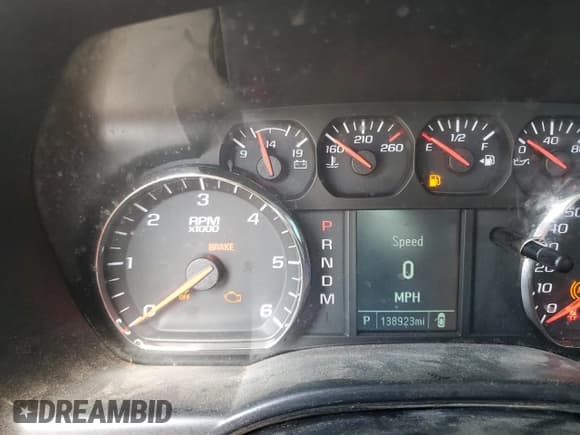 ✅ 2014 GMC Sierra 1500 • VIN: 3GTU2TECXEG412784 • Лот: 71651395. Опубликован ранее на Copart с пробегом 138 923 миль. Бесплатный доступ к архиву аукционных продаж из США и подробный отчёт об истории автомобиля на DreamBid. Изображение 9.