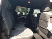 ✅ 2024 Ram 2500 Big Horn • VIN: 3C6UR5DL7RG298829 • Lot: 84403985. Wystawiony na Copart z przebiegiem 6 990 mil. Bezpłatny archiwum sprzedaży aukcyjnych z USA i szczegółowy raport historii pojazdu na DreamBid. Zdjęcie 10.