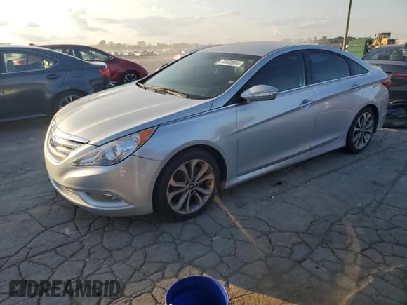 ✅ 2014 Hyundai Sonata SE • VIN: 5NPEC4AC6EH855440 • Lot: 73000904. Listed on Copart with 116,146 mi. Free auction sales archive from the USA and detailed vehicle history report at DreamBid. Image 1.