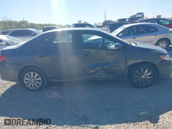 ✅ 2012 Toyota Corolla L • VIN: 2T1BU4EE7CC916211 • Lot: 43452850. Listed on IAAI with 272,127 mi. Free auction sales archive from the USA and detailed vehicle history report at DreamBid. Image 13.