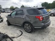 ✅ 2018 Ford Explorer Platinum • VIN: 1FM5K8HT4JGA17966 • Lot: 54692925. Wystawiony na Copart z przebiegiem 76 605 mil. Bezpłatny archiwum sprzedaży aukcyjnych z USA i szczegółowy raport historii pojazdu na DreamBid. Zdjęcie 2.