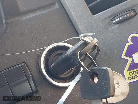 ✅ 2018 Mercedes-Benz Sprinter Cargo Worker • VIN: WD3PE8CD5JP598652 • Лот: 41257933. Опубликован ранее на IAAI с пробегом 334 917 миль. Бесплатный доступ к архиву аукционных продаж из США и подробный отчёт об истории автомобиля на DreamBid. Изображение 11.