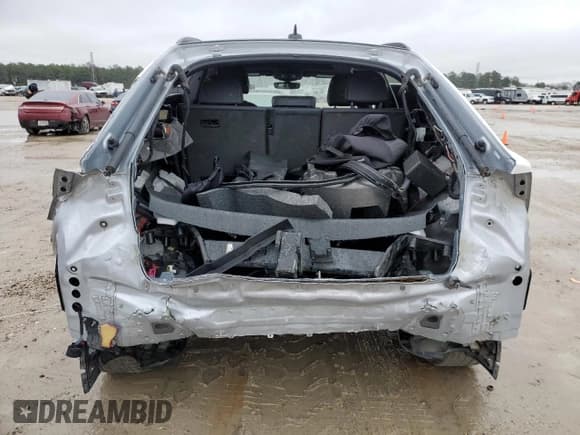 ✅ 2019 Audi Q8 Premium • VIN: WA1AVAF1XKD017065 • Lot: 37244513. Wystawiony na Copart z przebiegiem 54 174 mil. Bezpłatny archiwum sprzedaży aukcyjnych z USA i szczegółowy raport historii pojazdu na DreamBid. Zdjęcie 6.