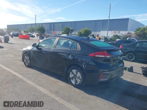 ✅ 2019 Hyundai Ioniq Blue • VIN: KMHC65LC9KU145107 • Lot: 43657559. Listed on IAAI with 200,453 mi. Free auction sales archive from the USA and detailed vehicle history report at DreamBid. Image 3.