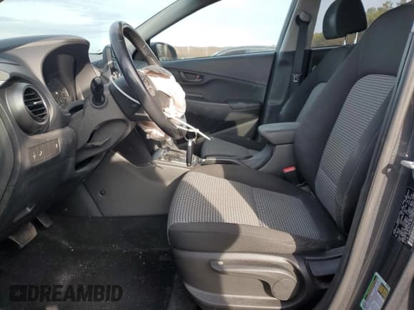 ✅ 2018 Hyundai Kona SEL • VIN: KM8K2CAA3JU184559 • Лот: 77179824. Опубликован ранее на Copart с пробегом 83 027 миль. Бесплатный доступ к архиву аукционных продаж из США и подробный отчёт об истории автомобиля на DreamBid. Изображение 7.