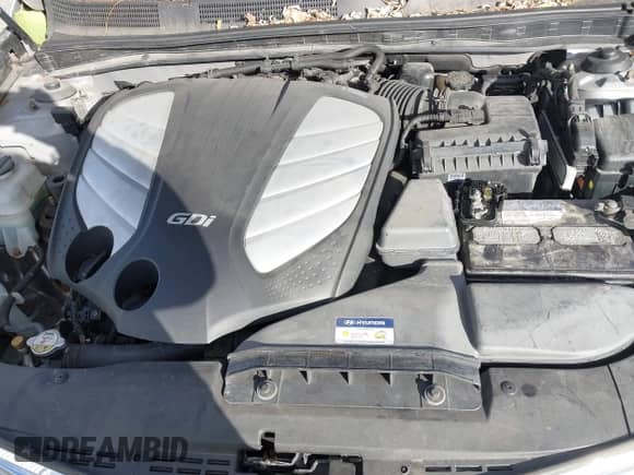 2013 Hyundai Azera with VIN KMHFG4JG3DA329523, listed as a IAAI auction lot 43593562 with 93,702 mi miles and . Bid and sale history available at DreamBid. Image 10.