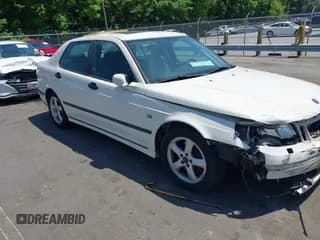 ✅ 2004 Saab 9-5 Arc • VIN: YS3ED49A343017613 • Lot: 42201495. Wystawiony na IAAI z przebiegiem 143 372 mil. Bezpłatny archiwum sprzedaży aukcyjnych z USA i szczegółowy raport historii pojazdu na DreamBid. Zdjęcie 1.