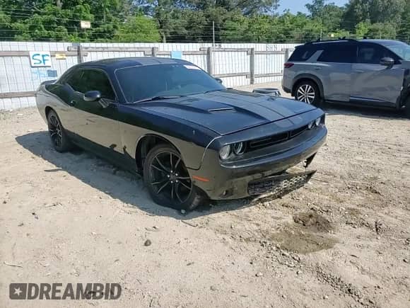 2016 Dodge Challenger SXT Plus z VIN 2C3CDZAG3GH201418, wystawiony jako Copart lot #62161915 z przebiegiem 130 715 mil mil oraz Szkoda całkowita • Salvage title. Historia ofert i sprzedaży dostępna na DreamBid. Obrazek 13.