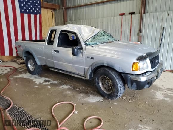 ✅ 2003 Ford Ranger XL Fleet • VIN: 1FTZR45E43TA37211 • Lot: 60520355. Listed on Copart with 122,503 mi. Free auction sales archive from the USA and detailed vehicle history report at DreamBid. Image 4.