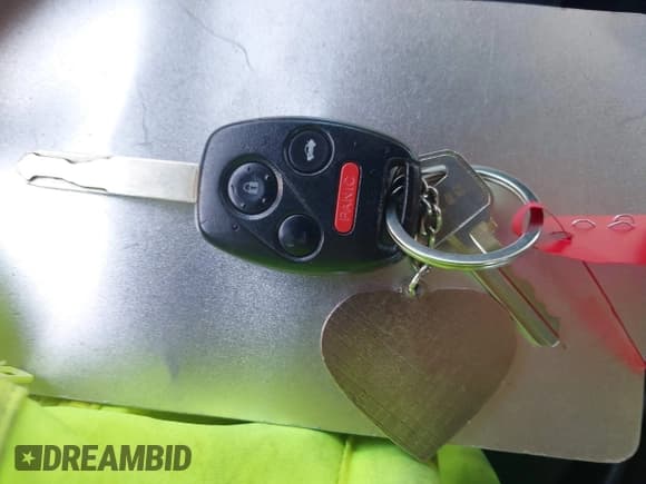 ✅ 2004 Honda Accord LX • VIN: 1HGCM55304A042445 • Lot: 42565197. Listed on IAAI with 161,445 mi. Free auction sales archive from the USA and detailed vehicle history report at DreamBid. Image 11.