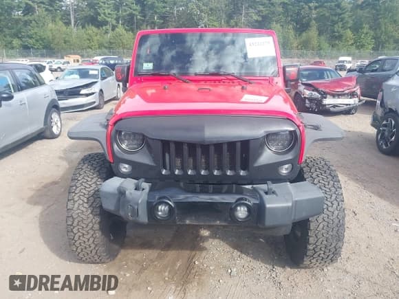 ✅ 2014 Jeep Wrangler Sport • VIN: 1C4AJWAG4EL322761 • Lot: 43222275. Wystawiony na IAAI z przebiegiem 126 980 mil. Bezpłatny archiwum sprzedaży aukcyjnych z USA i szczegółowy raport historii pojazdu na DreamBid. Zdjęcie 6.