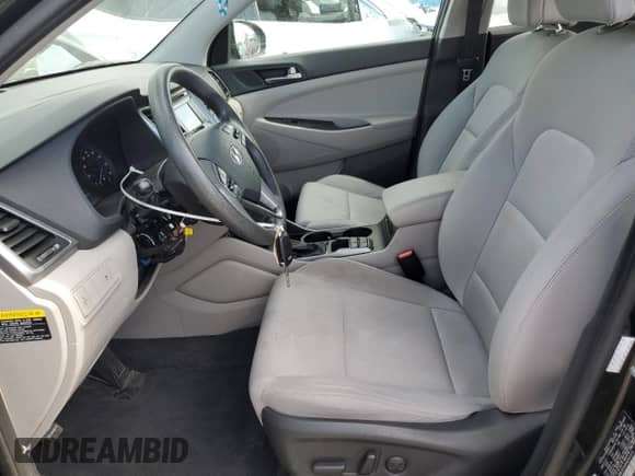 2017 Hyundai Tucson SE с VIN KM8J3CA4XHU541474, выставлен на аукционе Copart как лот 64267395 с пробегом 99 274 миль миль и Списание • Salvage title. История ставок и продаж доступна на DreamBid. Изображение 7.