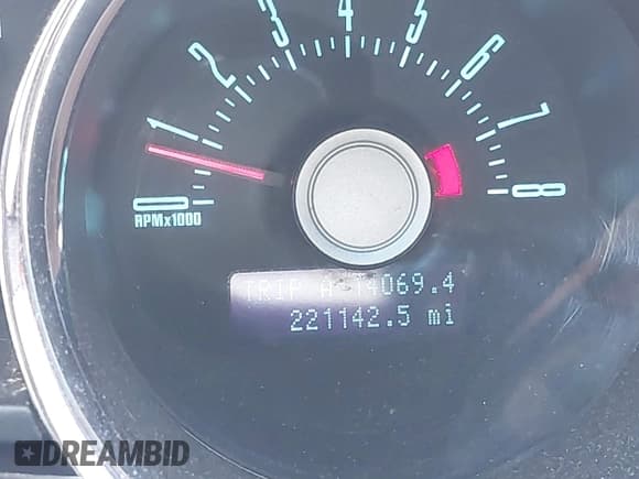 ✅ 2012 Ford Mustang V6 • VIN: 1ZVBP8AM6C5216721 • Lot: 43114205. Listed on IAAI with 221,142 mi. Free auction sales archive from the USA and detailed vehicle history report at DreamBid. Image 14.