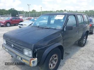 ✅ 1995 Nissan Pathfinder LE • VIN: JN8HD17S9SW056186 • Lot: 43029568. Wystawiony na IAAI z przebiegiem 175 559 mil. Bezpłatny archiwum sprzedaży aukcyjnych z USA i szczegółowy raport historii pojazdu na DreamBid. Zdjęcie 2.