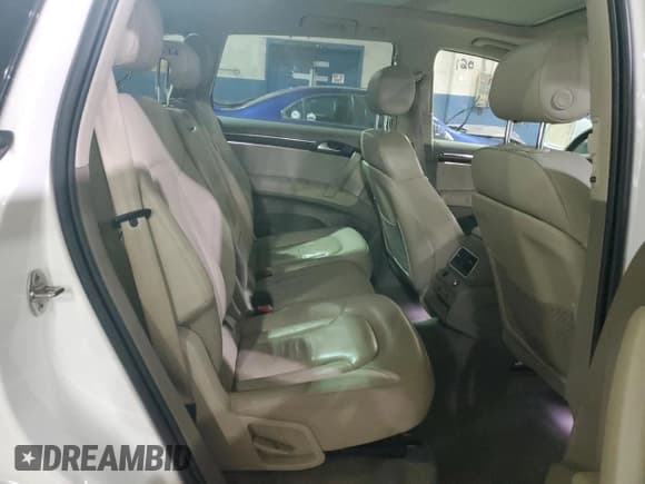 ✅ 2010 Audi Q7 Premium Plus • VIN: WA1LYAFE5AD007013 • Lot: 82365914. Listed on Copart with 218,321 mi. Free auction sales archive from the USA and detailed vehicle history report at DreamBid. Image 11.