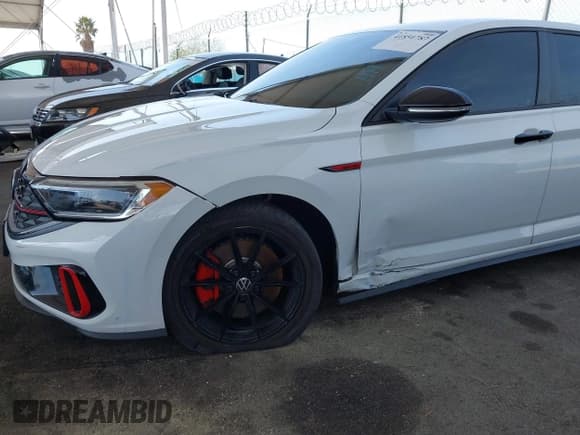 ✅ 2024 Volkswagen Jetta 40th Anniversary Edition • VIN: 3VW9T7BU4RM000940 • Lot: 41851787. Listed on IAAI with 29,529 mi. Free auction sales archive from the USA and detailed vehicle history report at DreamBid. Image 6.