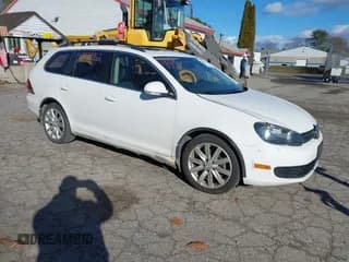 ✅ 2011 Volkswagen Jetta S • VIN: 3VWPZ7AJXBM636829 • Lot: 43829952. Listed on IAAI with 200,858 mi. Free auction sales archive from the USA and detailed vehicle history report at DreamBid. Image 1.