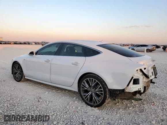 ✅ 2017 Audi A7 Prestige • VIN: WAU22AFC8HN059559 • Lot: 81801705. Listed on Copart with 94,980 mi. Free auction sales archive from the USA and detailed vehicle history report at DreamBid. Image 2.