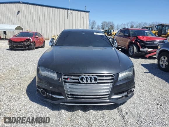 ✅ 2013 Audi S7 Prestige • VIN: WAUW2AFC8DN132991 • Лот: 50159955. Опубликован ранее на Copart с пробегом 140 507 миль. Бесплатный доступ к архиву аукционных продаж из США и подробный отчёт об истории автомобиля на DreamBid. Изображение 5.