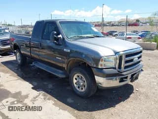 ✅ 2006 Ford F-250 XL • VIN: 1FTSX21P46EB63967 • Лот: 42448401. Опубликован ранее на IAAI с пробегом 258 781 миль. Бесплатный доступ к архиву аукционных продаж из США и подробный отчёт об истории автомобиля на DreamBid. Изображение 1.