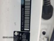 ✅ 2015 Kia K900 Premium • VIN: KNALU4D43F6026794 • Lot: 90512575. Wystawiony na Copart z przebiegiem 182 359 mil. Bezpłatny archiwum sprzedaży aukcyjnych z USA i szczegółowy raport historii pojazdu na DreamBid. Zdjęcie 12.