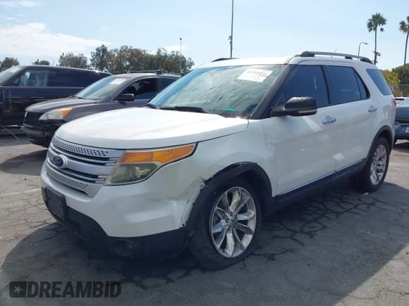 ✅ 2011 Ford Explorer XLT • VIN: 1FMHK7D81BGA65564 • Lot: 43282140. Wystawiony na IAAI z przebiegiem 101 094 mil. Bezpłatny archiwum sprzedaży aukcyjnych z USA i szczegółowy raport historii pojazdu na DreamBid. Zdjęcie 2.