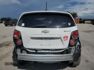 ✅ 2016 Chevrolet Sonic LS • VIN: 1G1JA6SH0G4168207 • Lot: 70170054. Wystawiony na Copart z przebiegiem 101 983 mil mil. Skorzystaj z bezpłatnego archiwum sprzedaży aukcyjnych z USA i zobacz szczegółowy raport historii pojazdu na DreamBid. Zdjęcie 6.