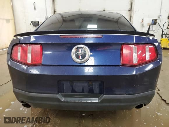 ✅ 2012 Ford Mustang Premium • VIN: 1ZVBP8AM4C5200825 • Lot: 81629885. Listed on Copart with 150,528 mi. Free auction sales archive from the USA and detailed vehicle history report at DreamBid. Image 6.
