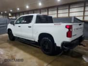 ✅ 2023 Chevrolet Silverado 1500 LT Trail Boss • VIN: 3GCUDFE84PG244960 • Lot: 60804385. Wystawiony na Copart z przebiegiem 37 776 mil. Bezpłatny archiwum sprzedaży aukcyjnych z USA i szczegółowy raport historii pojazdu na DreamBid. Zdjęcie 2.