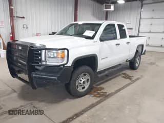✅ 2016 GMC Sierra 2500HD • VIN: 1GT22REG5GZ240146 • Lot: 43298881. Wystawiony na IAAI z przebiegiem 268 586 mil. Bezpłatny archiwum sprzedaży aukcyjnych z USA i szczegółowy raport historii pojazdu na DreamBid. Zdjęcie 2.