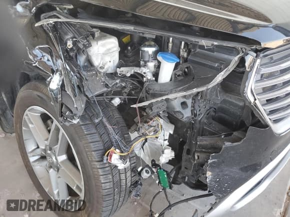 ✅ 2017 Hyundai Santa Fe Limited Ultimate • VIN: KM8SR4HF8HU218010 • Лот: 58524634. Опубликован ранее на Copart с пробегом 81 806 миль. Бесплатный доступ к архиву аукционных продаж из США и подробный отчёт об истории автомобиля на DreamBid. Изображение 15.