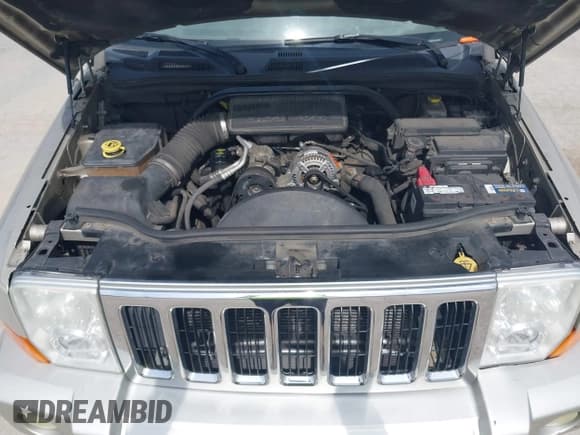 ✅ 2007 Jeep Commander Sport • VIN: 1J8HG48K57C632828 • Lot: 43207553. Wystawiony na IAAI z przebiegiem 169 988 mil. Bezpłatny archiwum sprzedaży aukcyjnych z USA i szczegółowy raport historii pojazdu na DreamBid. Zdjęcie 10.