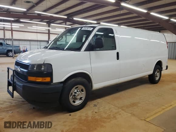✅ 2018 Chevrolet Express Cargo • VIN: 1GCZGHFGXJ1345067 • Lot: 86628015. Listed on Copart with 215,549 mi. Free auction sales archive from the USA and detailed vehicle history report at DreamBid. Image 1.