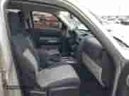 2008 Dodge Nitro SLT z VIN 1D8GT58K58W127412, wystawiony jako IAAI lot #41544874 z przebiegiem 232 748 mil mil oraz . Historia ofert i sprzedaży dostępna na DreamBid. Obrazek 5.