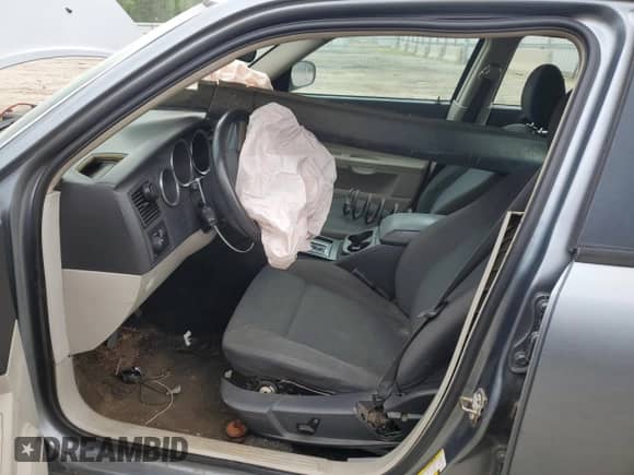 2006 Dodge Charger с VIN 2B3KA43G16H444192, выставлен на аукционе Copart как лот 54324514 с пробегом 181 182 миль миль и Списание • Salvage title. История ставок и продаж доступна на DreamBid. Изображение 7.