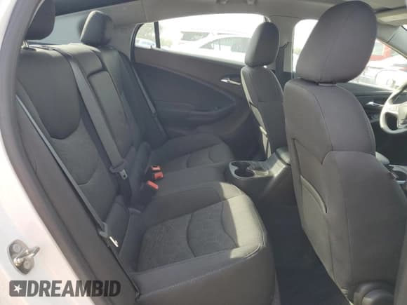 ✅ 2018 Chevrolet Volt LT • VIN: 1G1RC6S59JU106105 • Lot: 91642295. Wystawiony na Copart z przebiegiem Nie podano. Bezpłatny archiwum sprzedaży aukcyjnych z USA i szczegółowy raport historii pojazdu na DreamBid. Zdjęcie 10.