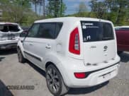 ✅ 2013 Kia Soul + • VIN: KNDJT2A65D7588128 • Lot: 42072496. Wystawiony na IAAI z przebiegiem 178 406 mil. Bezpłatny archiwum sprzedaży aukcyjnych z USA i szczegółowy raport historii pojazdu na DreamBid. Zdjęcie 3.