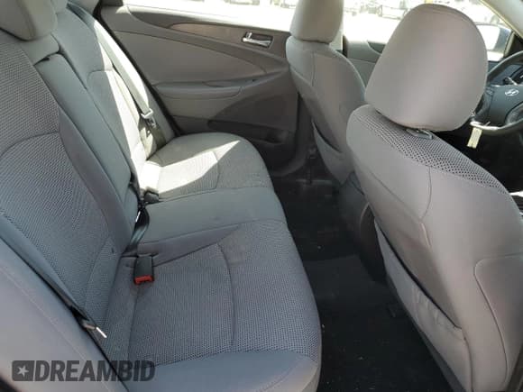 ✅ 2013 Hyundai Sonata GLS • VIN: 5NPEB4AC7DH719822 • Lot: 52004034. Listed on Copart with 112,985 mi. Free auction sales archive from the USA and detailed vehicle history report at DreamBid. Image 10.