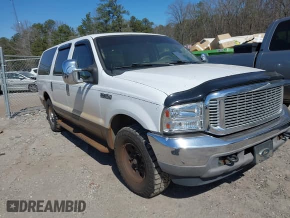 ✅ 2003 Ford Excursion Special Serv • VIN: 1FMNU40S13ED67690 • Лот: 41715602. Опубликован ранее на IAAI с пробегом 182 064 миль. Бесплатный доступ к архиву аукционных продаж из США и подробный отчёт об истории автомобиля на DreamBid. Изображение 1.