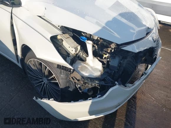 ✅ 2015 Kia Forte LX • VIN: KNAFK4A67F5325123 • Лот: 43274282. Опубликован ранее на IAAI с пробегом 153 057 миль. Бесплатный доступ к архиву аукционных продаж из США и подробный отчёт об истории автомобиля на DreamBid. Изображение 6.