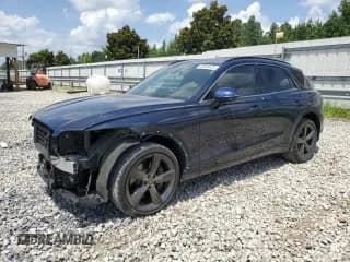 ✅ 2022 Genesis GV70 Sport • VIN: KMUMCDTC8NU073362 • Lot: 63855425. Wystawiony na Copart z przebiegiem 15 555 mil. Bezpłatny archiwum sprzedaży aukcyjnych z USA i szczegółowy raport historii pojazdu na DreamBid. Zdjęcie 1.