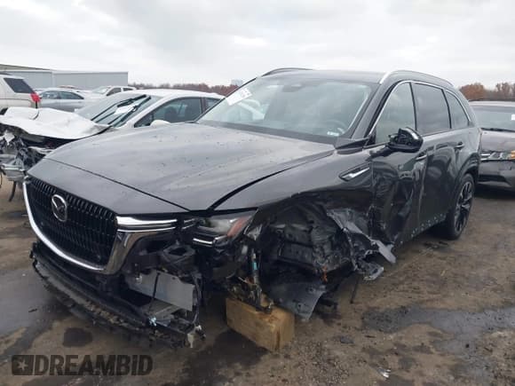 ✅ 2024 Mazda CX-90 S • VIN: JM3KK1HC0R1116434 • Lot: 43761256. Wystawiony na IAAI z przebiegiem 29 617 mil. Bezpłatny archiwum sprzedaży aukcyjnych z USA i szczegółowy raport historii pojazdu na DreamBid. Zdjęcie 18.