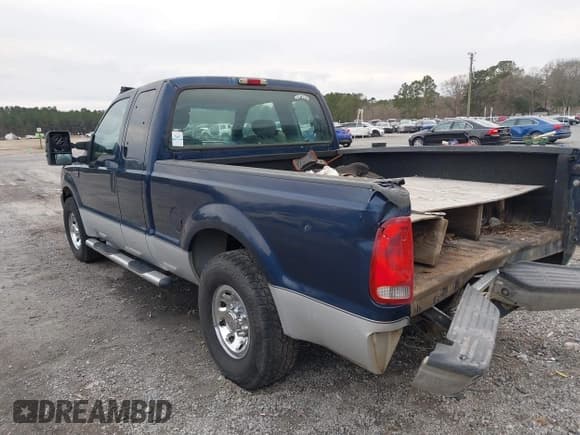 ✅ 2004 Ford F-250 XL • VIN: 1FTNX20L54EC43769 • Lot: 41624946. Listed on IAAI with 341,890 mi. Free auction sales archive from the USA and detailed vehicle history report at DreamBid. Image 3.
