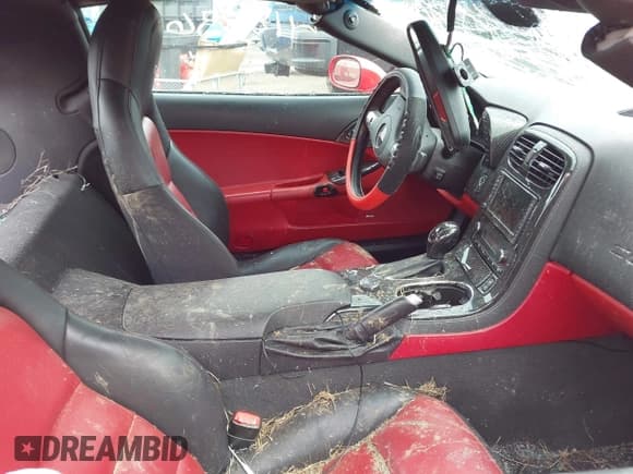 ✅ 2011 Chevrolet Corvette Z16 Grand Sport 3LT • VIN: 1G1YW2DW6B5110075 • Lot: 41858672. Listed on IAAI with 69,862 mi. Free auction sales archive from the USA and detailed vehicle history report at DreamBid. Image 5.