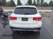 ✅ 2017 Mercedes-Benz GLC 300 • VIN: WDC0G4JBXHF198091 • Лот: 43716003. Опубликован ранее на IAAI с пробегом 102 813 миль. Бесплатный доступ к архиву аукционных продаж из США и подробный отчёт об истории автомобиля на DreamBid. Изображение 17.